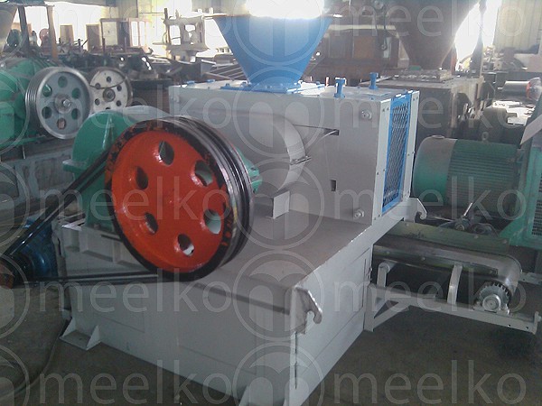 Imagen del producto Prensa Briquetadora de Carbón MKBC10, 10 t/h - Meelko